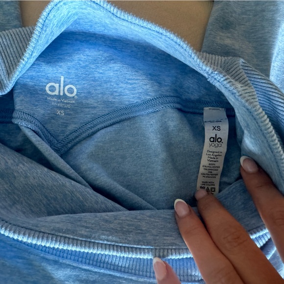 Blue Alo Yoga leggings - Picture 6 of 7